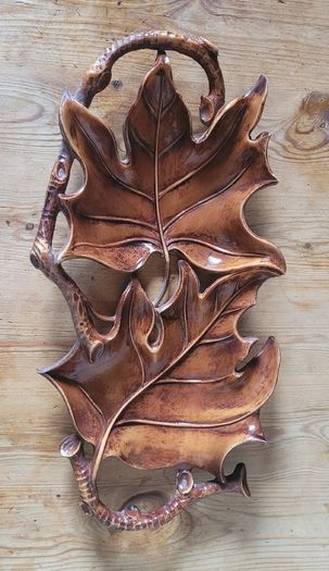 Mid-century leaf centrepiece