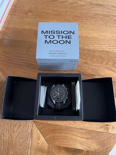 Omega x Swatch Moonswatch - Mission to the Moon