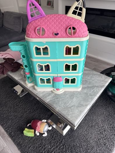 Gabby dollhouse