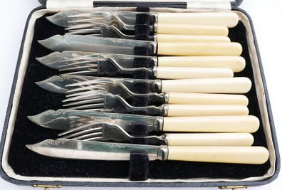 Vintage Sheffield Silver Plated Fish Flatware Serving Set in Original Box