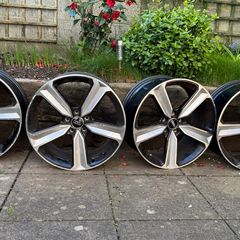Audi alloys