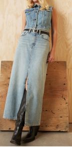 Maxi skirt-Levi's-size 32"-like NEW!