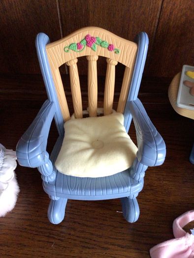 Vintage 90s Fisher price Briar berry "Berry Lynn bear "W/ Accesories