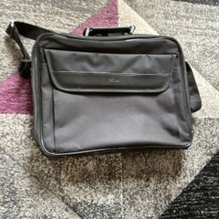 Laptop bag
