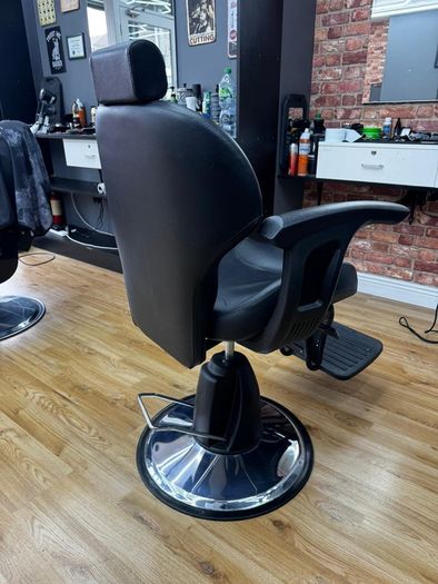 Barber/Hairdresser Chairs - Set of 3