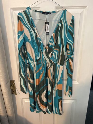 New boohoo dress
