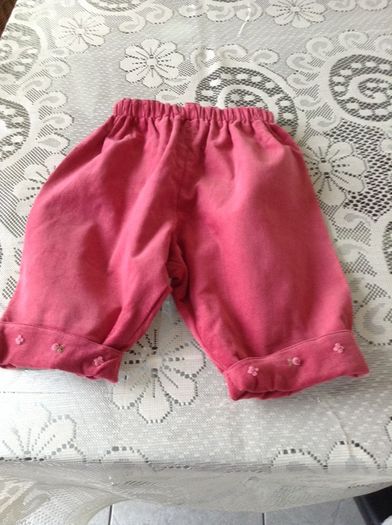 Girls stunning new shorts/ trousers 12/18 mths