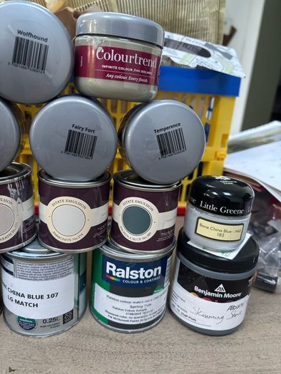 Multiple paint samples