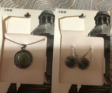 Ladies sliver necklace & matching earrings