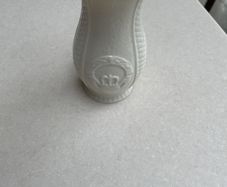 Belleek Spill Vase Yacht Claddagh Heart Hands.
