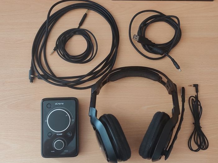 Astro A40 Mixamp Pro Wired Gaming Headset needs replacement cable/repair READ