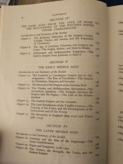 World History.  By J.c. Revill. First Edition 1953. 670 Page Hardback In Good Condition.  See Photos For Same.