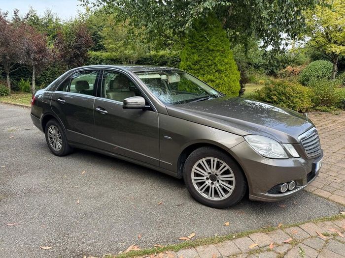 Mercedes-Benz E-Class 2010