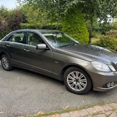 Mercedes-Benz E-Class 2010