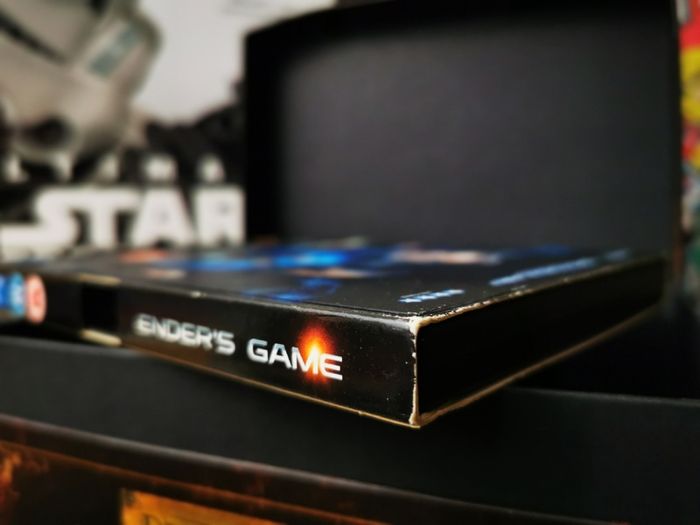 Ender's Game ! DVD ! With Lenticular Slipcase ! 2014 ! Sci-Fi Movie !