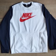 Nike jumper  size M