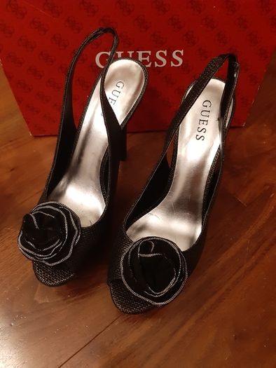 Ladies  Black Guess  Peeptoe slingback shoes