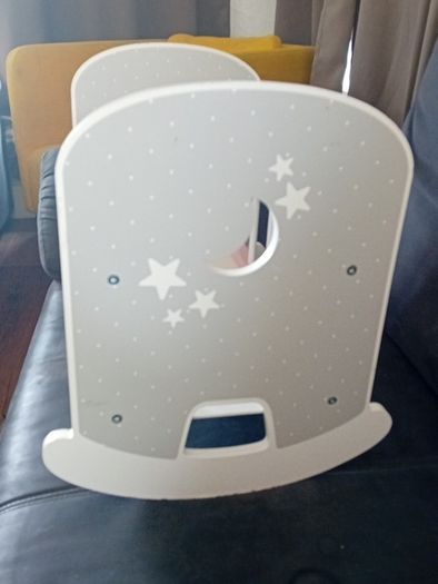 doll bed