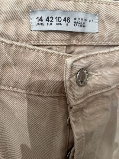 Cream / Beige Jeans size 14