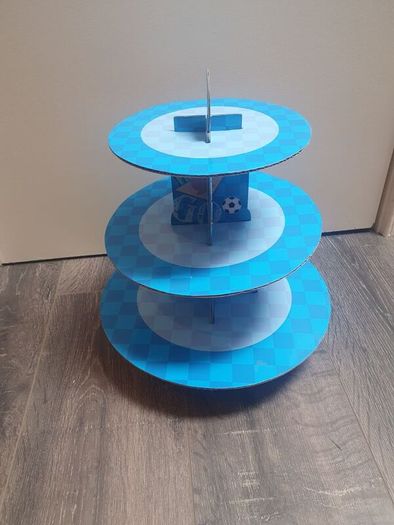 Football Cupcake holder