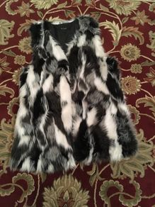 Vila Faux Fur Vest size-L, would fit size 12-14