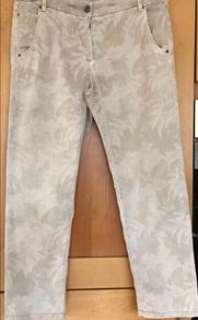 Ladies Beige Cotton Cropped Jeans