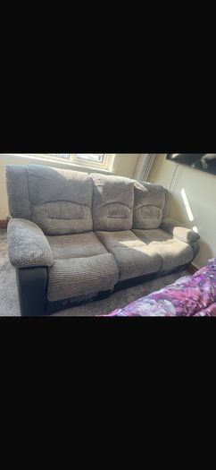 3 seater recliner couch