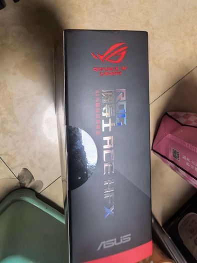 65%, ROG HFX Magnetic Switch, USB 2.0, N Key Rollover, 8000 Hz, 643g