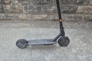 E scooter / battery scooter