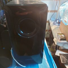 Samsung Surround Sound Speaker System, Subwoofer Speaker Model PS-WQ100, 4 Rear Speakers Model PS-RX30 and Centre Speaker Model PC-CX30