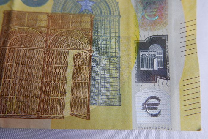 European Union EU 200 euros