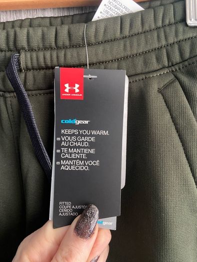 BWNT Under Armour Bottoms YMD