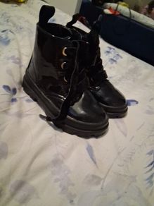 Toddler girls patent leather boots size 4jr