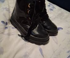 Toddler girls patent leather boots size 4jr