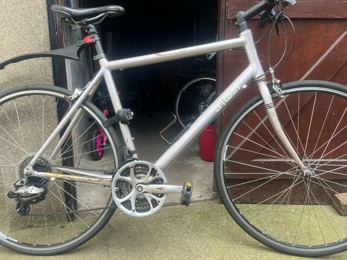 mens hybrid road bike