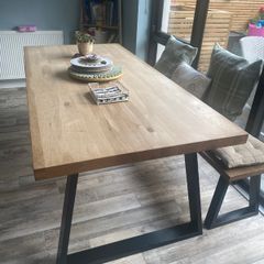 Extendable EZ Living Renvyle Table, extension leaf and bench