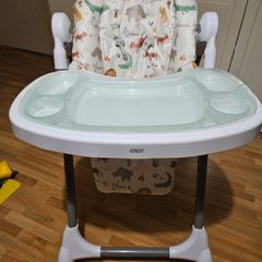 Mamas and Papas Snax Highchair - Jungle Alphabet