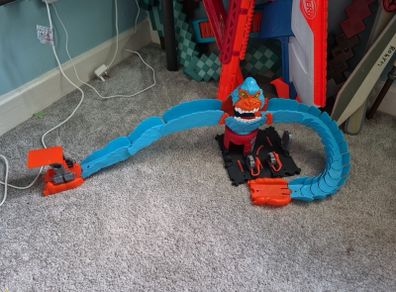 Hot Wheels City Wreck Ride Gorilla