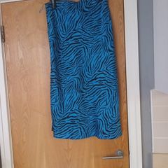 Dunnes  Stores A-Line  Animal  Print  Skirt.  Size 44 - 14-16.  New.