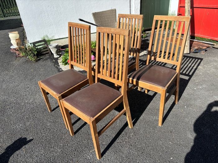4 Dining Chairs
