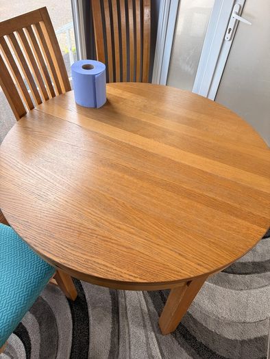 Dinning Table and 4x chairs
