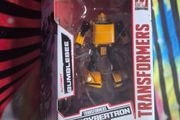 Transformers War for Cybertron WFC Netflix Bumblebee Action Figure