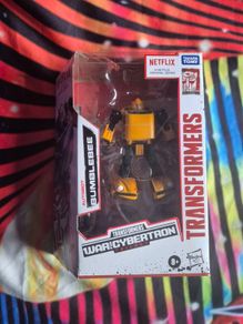 Transformers War for Cybertron WFC Netflix Bumblebee Action Figure