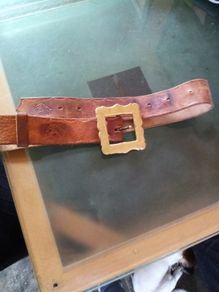 men's. Real. leather. belt.   Size. Med