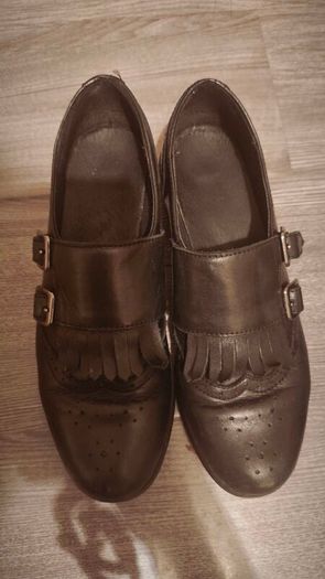 Women shoes