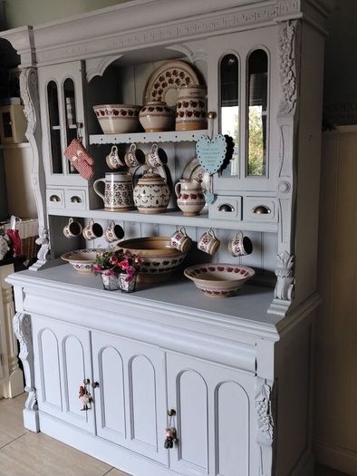 solid kitchen dresser delivery arranged