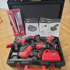 milwaukee  m12 gen 3 kit