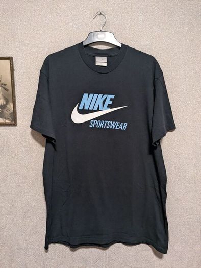 Nike T-shirt Size L