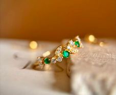Brand New 18k Solid Yellow Gold Ring - Natural Emeralds & Diamonds (Size L1/2 / US 6)