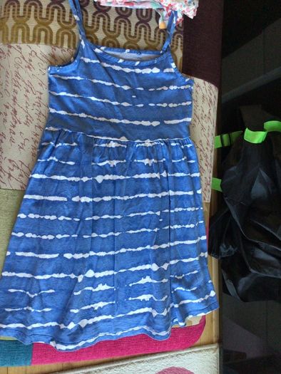 Girls clothes free